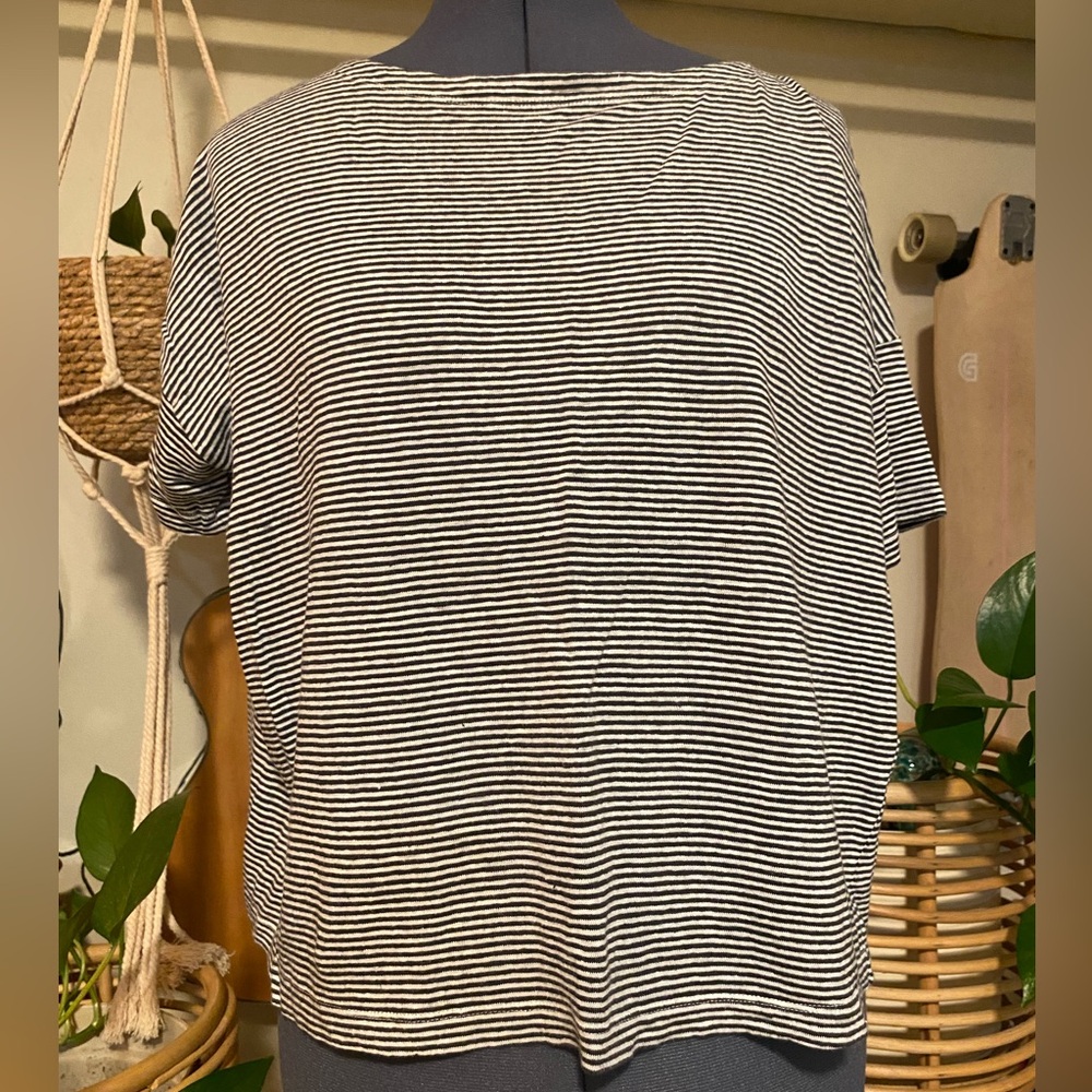 100% Linen Eileen Fisher Top
